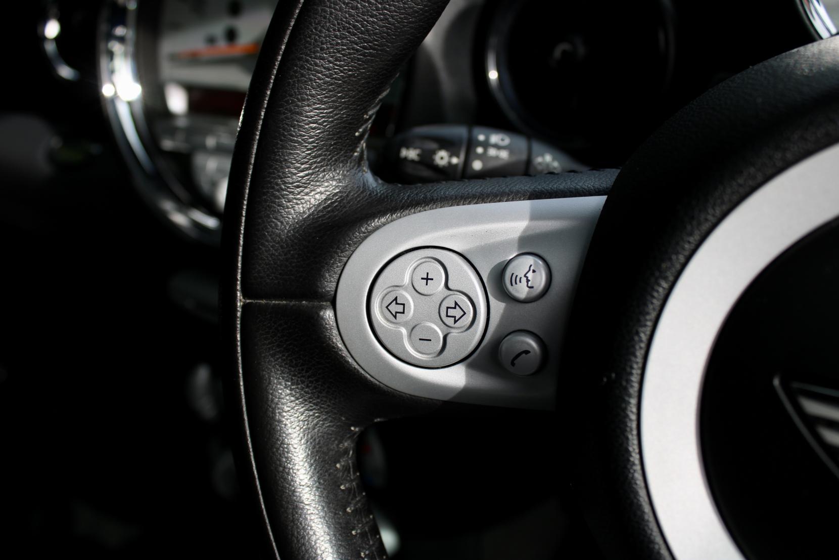 MINI Hatch 1.6 Cooper Hatchback 3dr Petrol Manual Euro 5 (122 ps)