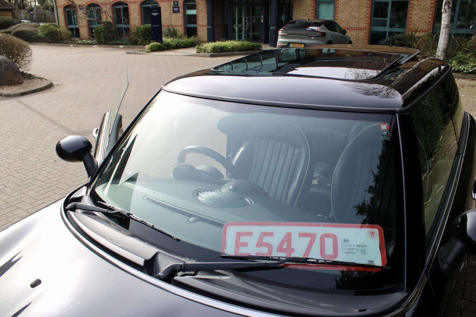 MINI Hatch 1.6 Cooper Hatchback 3dr Petrol Manual Euro 5 (122 ps)