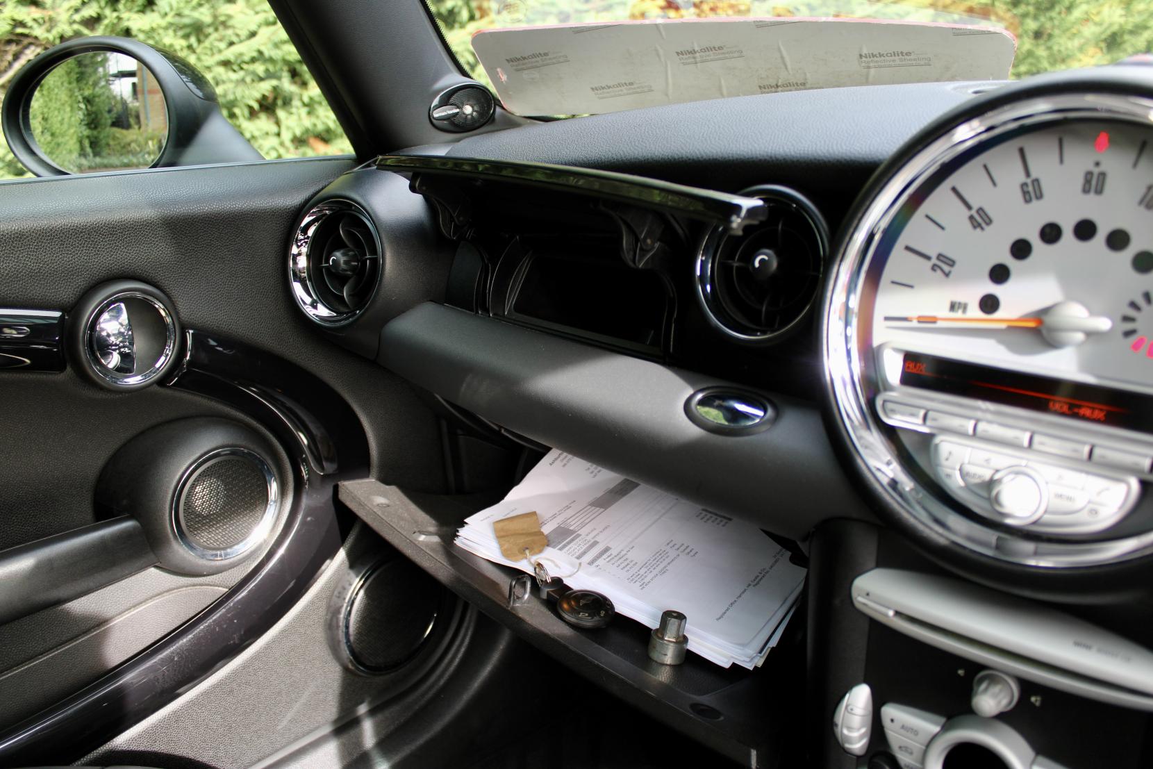 MINI Hatch 1.6 Cooper Hatchback 3dr Petrol Manual Euro 5 (122 ps)