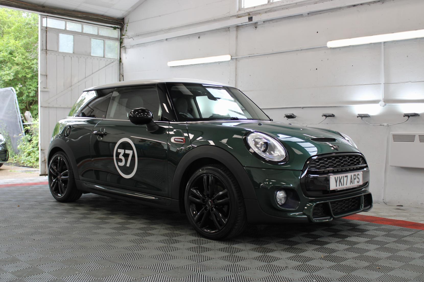 MINI Hatch 2.0 Cooper S Works Hatchback 3dr Petrol Manual Euro 6 (s/s) (210 ps)