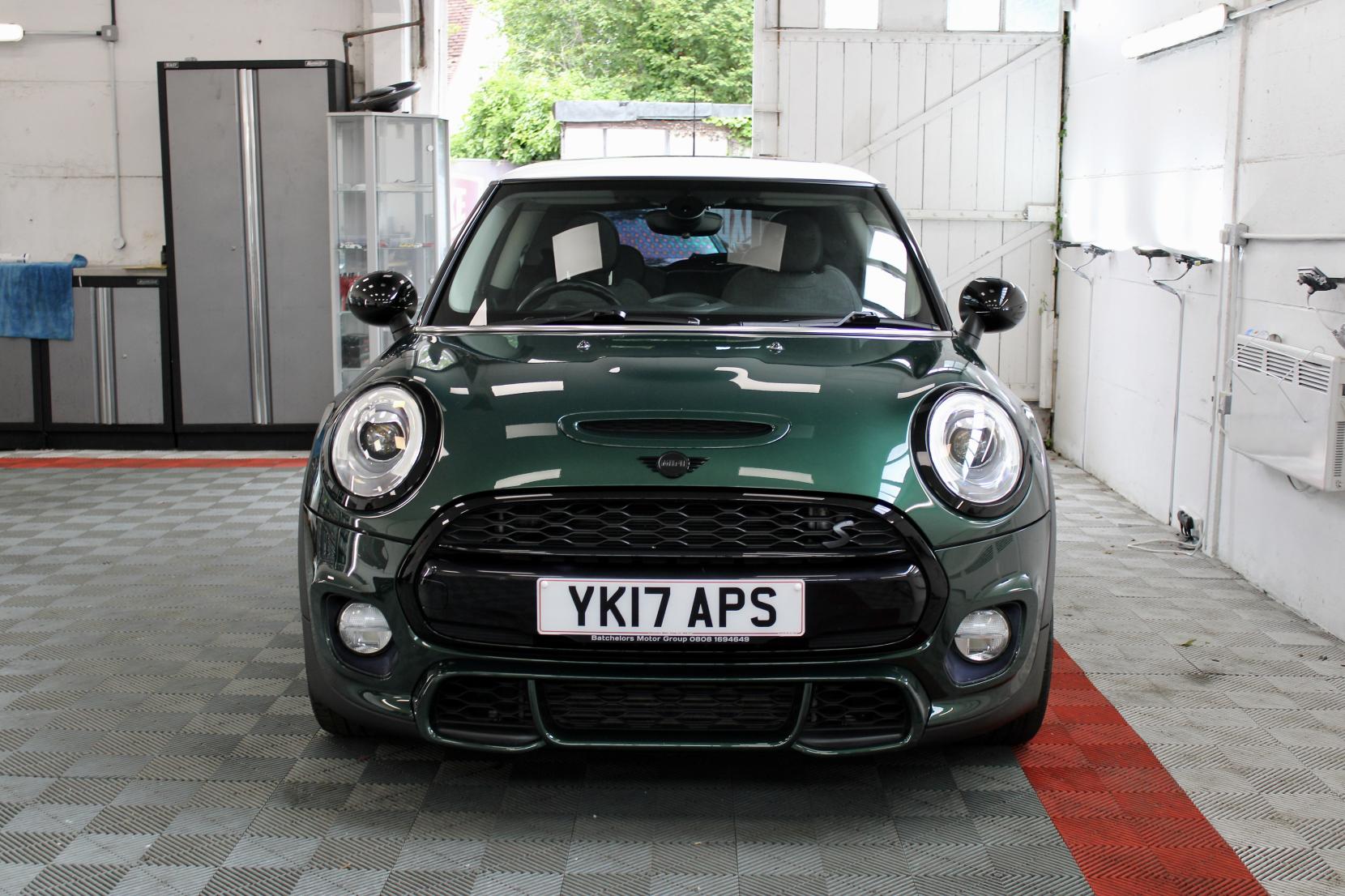 MINI Hatch 2.0 Cooper S Works Hatchback 3dr Petrol Manual Euro 6 (s/s) (210 ps)