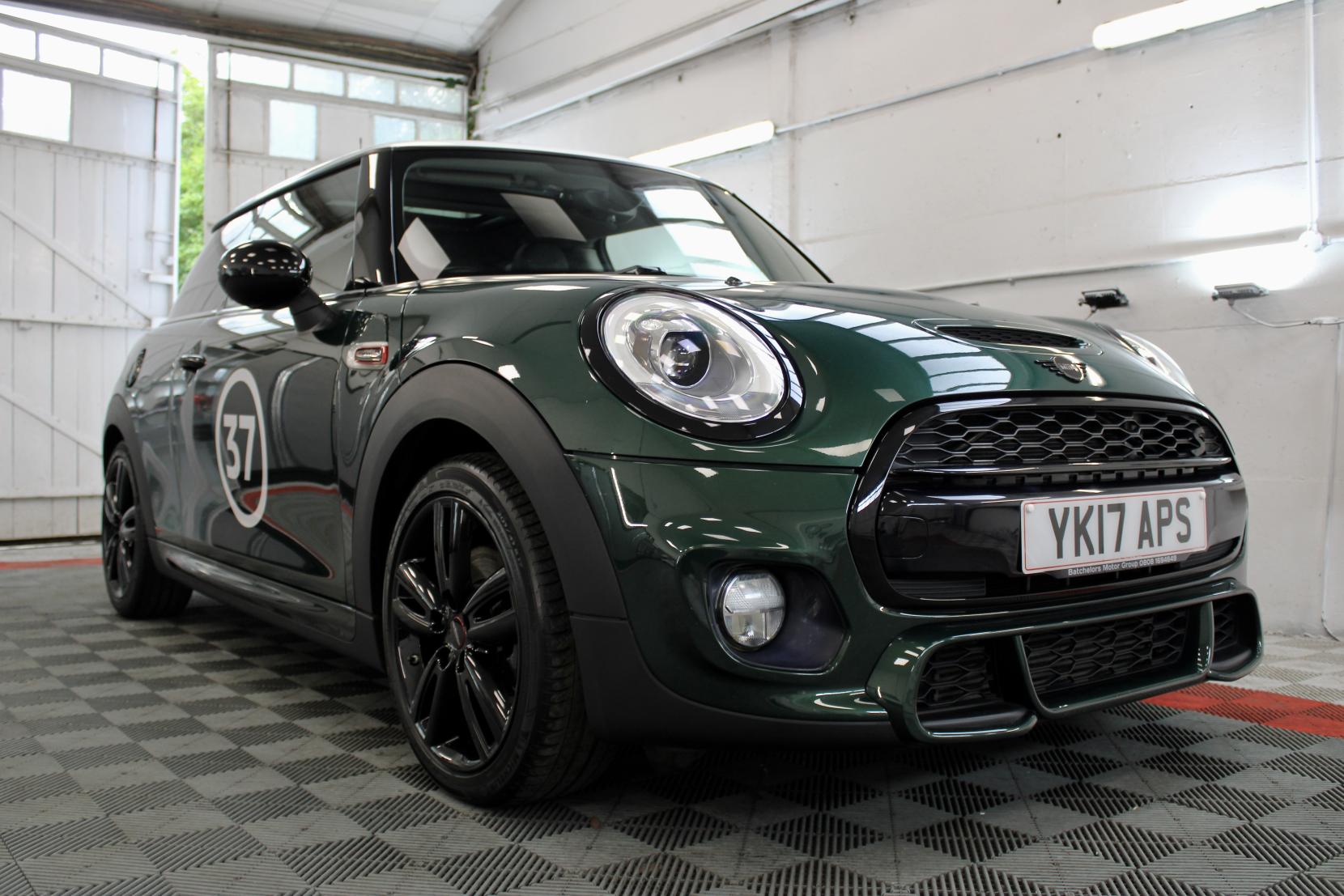 MINI Hatch 2.0 Cooper S Works Hatchback 3dr Petrol Manual Euro 6 (s/s) (210 ps)