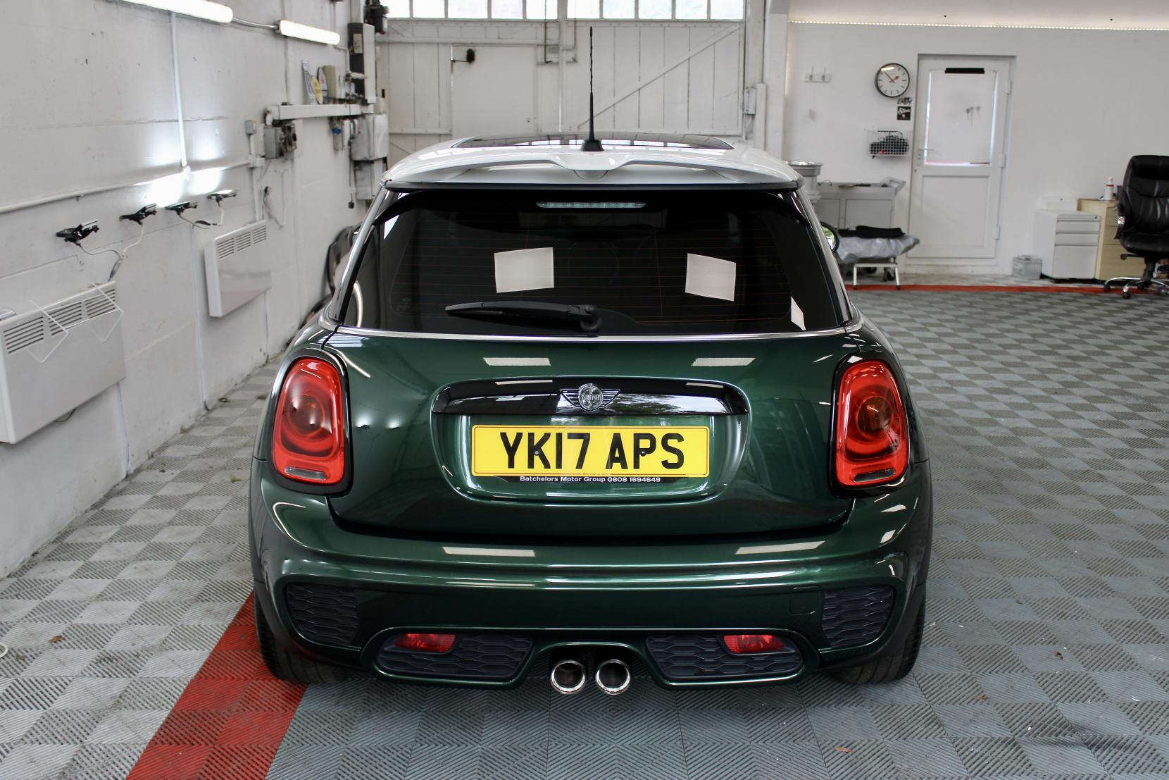 MINI Hatch 2.0 Cooper S Works Hatchback 3dr Petrol Manual Euro 6 (s/s) (210 ps)