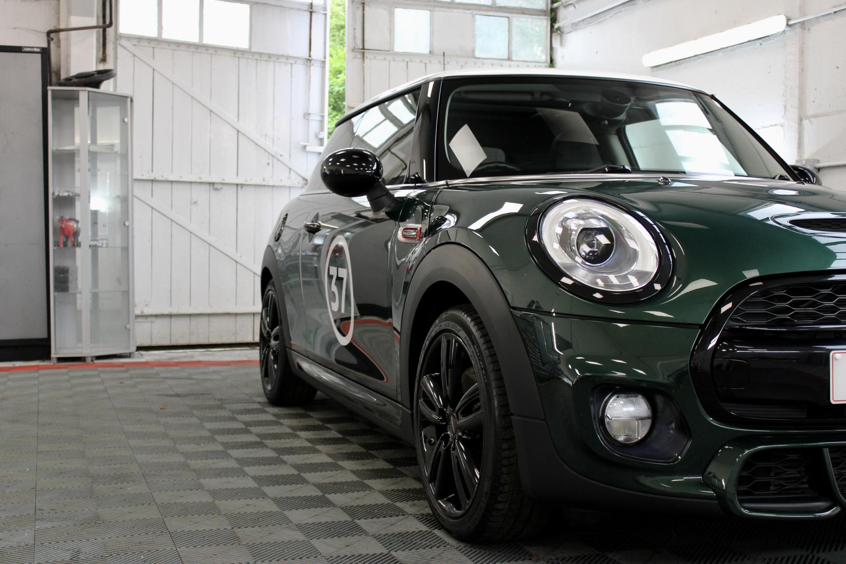 MINI Hatch 2.0 Cooper S Works Hatchback 3dr Petrol Manual Euro 6 (s/s) (210 ps)