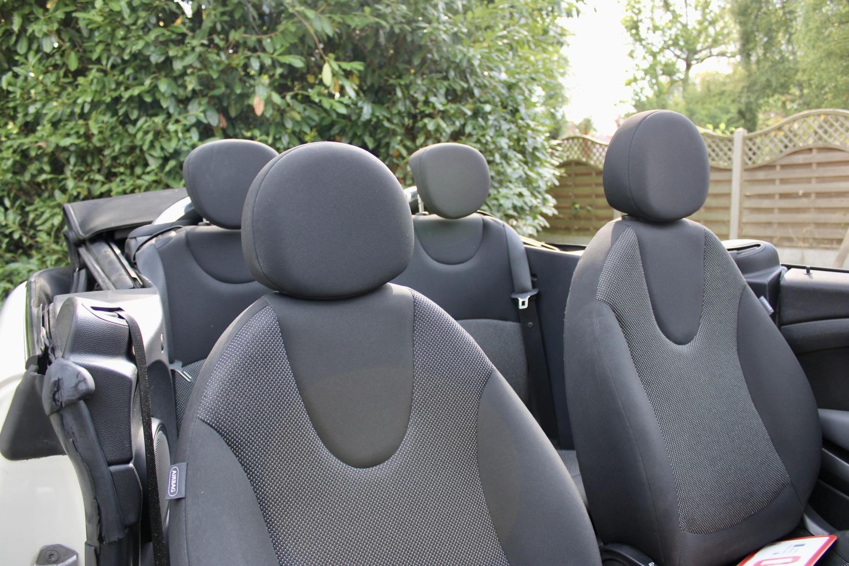 MINI Convertible 1.6 One Convertible 2dr Petrol Manual Euro 5 (98 ps)