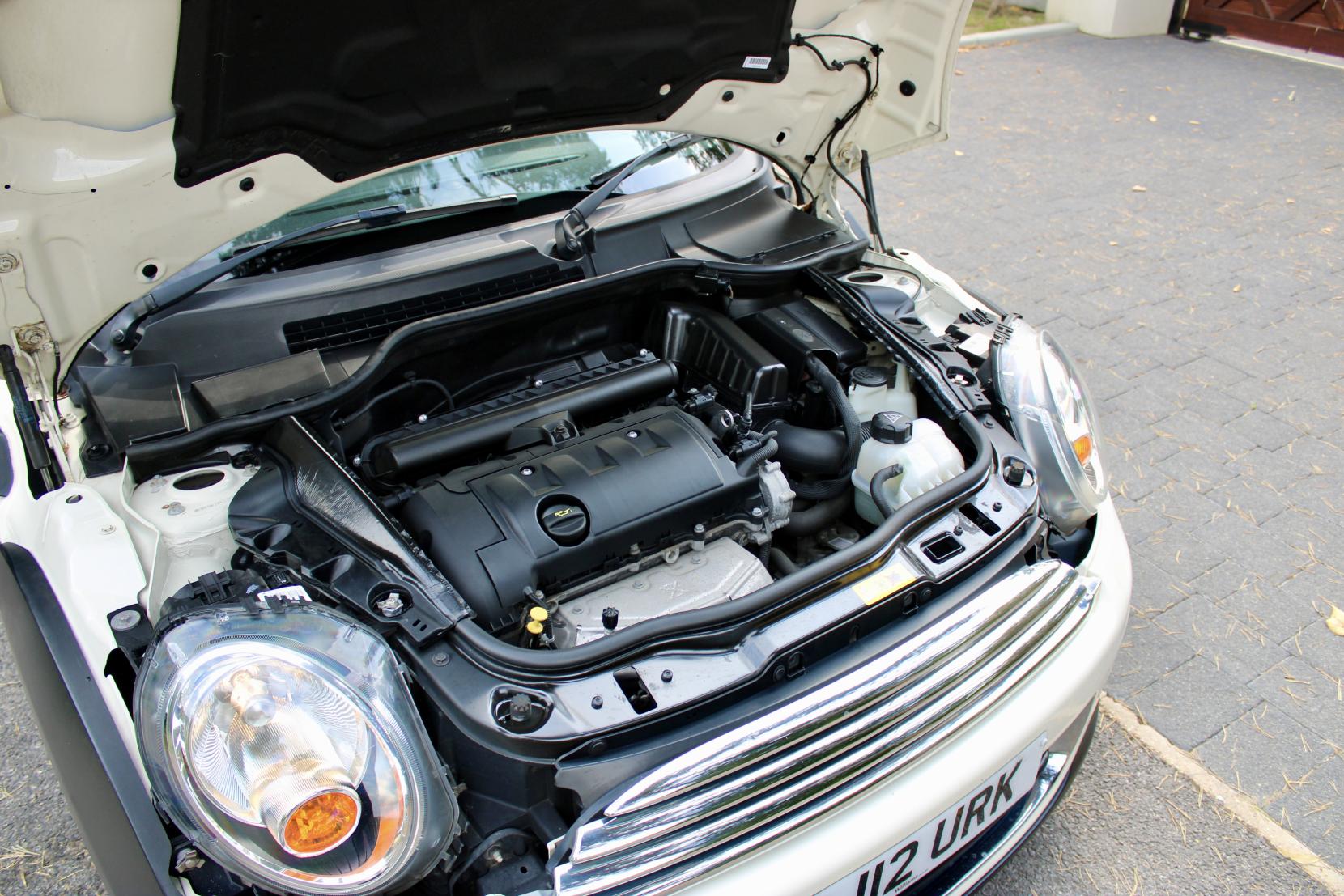 MINI Convertible 1.6 One Convertible 2dr Petrol Manual Euro 5 (98 ps)