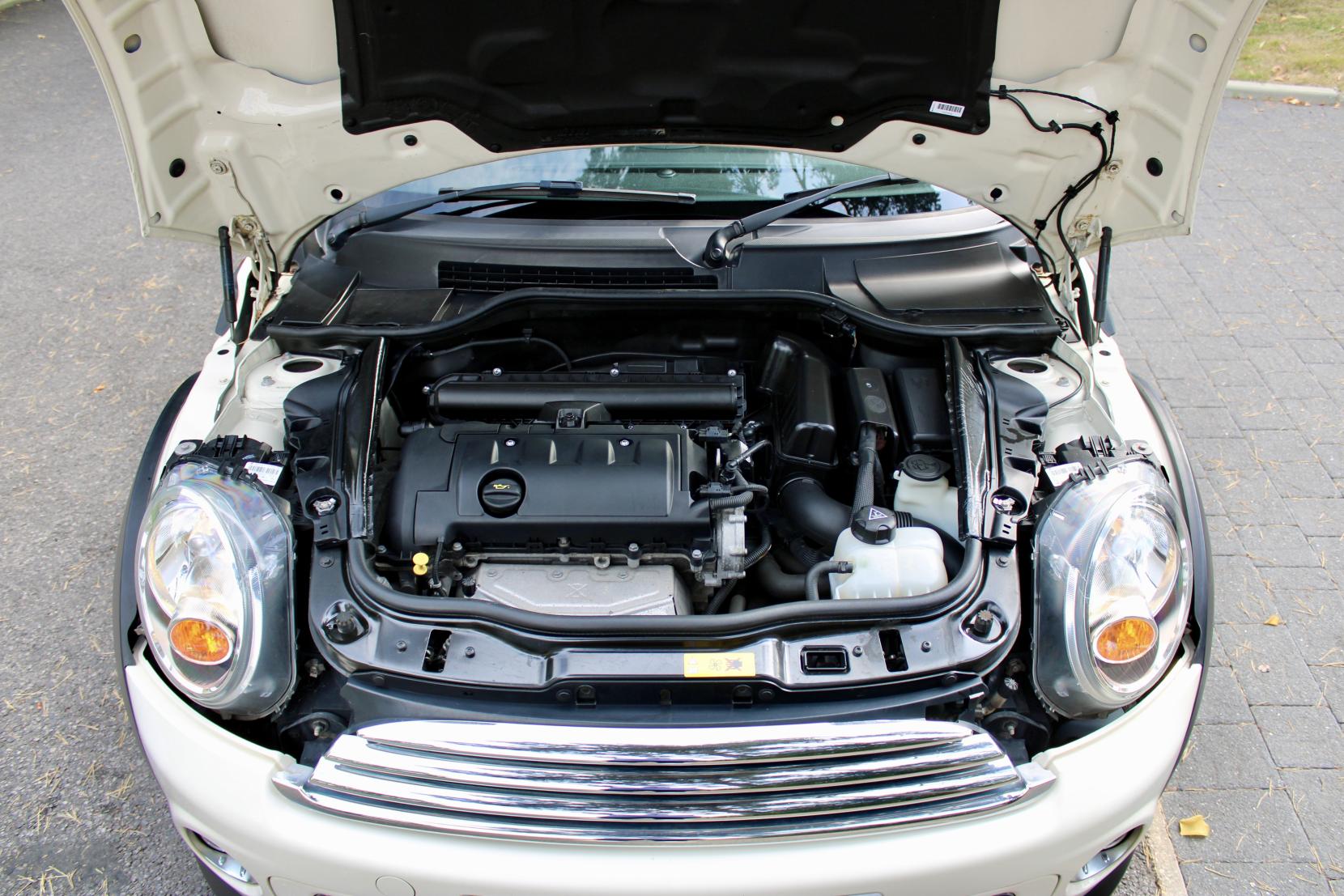MINI Convertible 1.6 One Convertible 2dr Petrol Manual Euro 5 (98 ps)