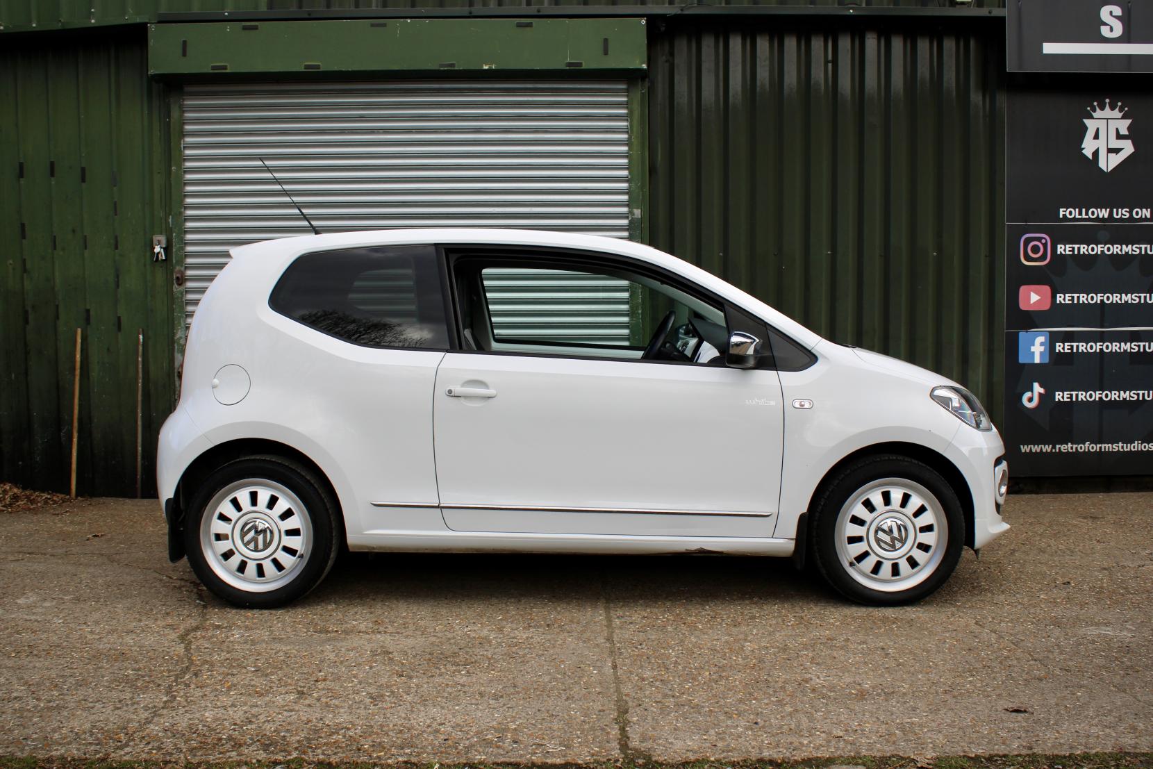 Volkswagen up! 1.0 up! White Hatchback 3dr Petrol Manual Euro 5 (75 ps)