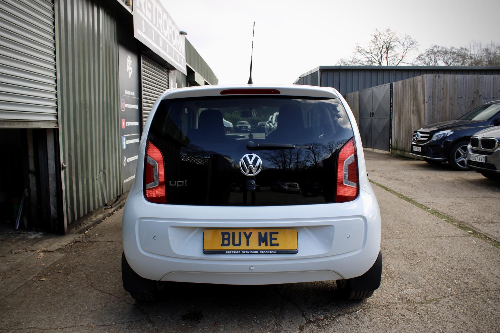 Volkswagen up! 1.0 up! White Hatchback 3dr Petrol Manual Euro 5 (75 ps)