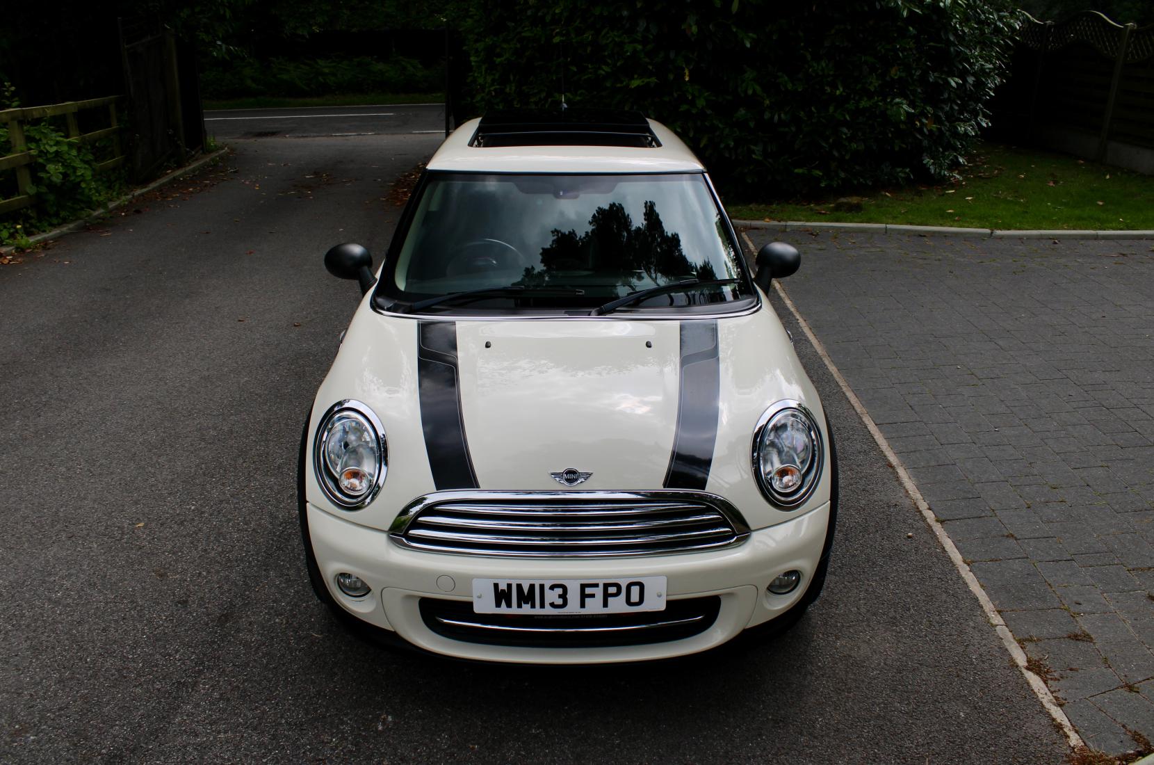 MINI Hatch 1.6 Cooper Baker Street Hatchback 3dr Petrol Manual Euro 6 (s/s) (122 ps)