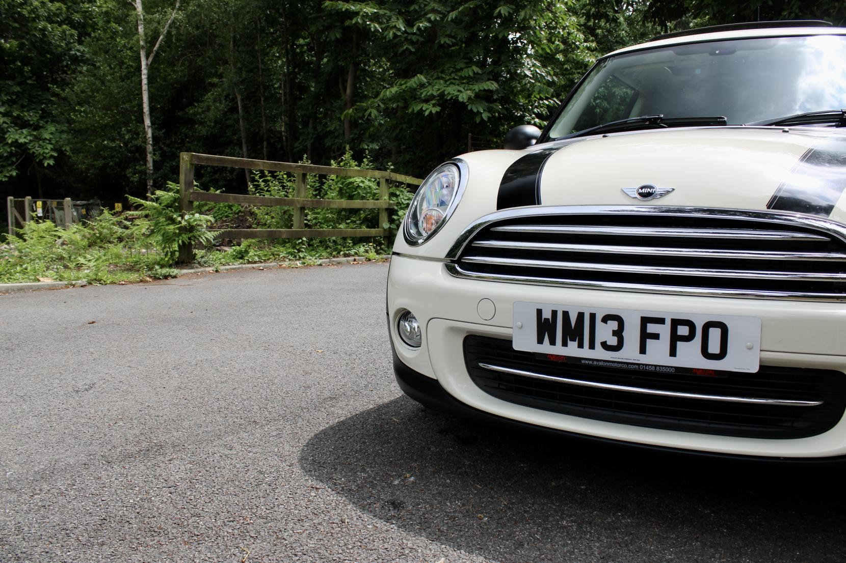 MINI Hatch 1.6 Cooper Baker Street Hatchback 3dr Petrol Manual Euro 6 (s/s) (122 ps)