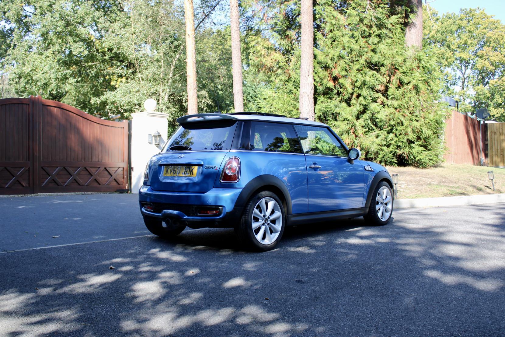 MINI Hatch 1.6 Cooper S Hatchback 3dr Petrol Manual Euro 5 (184 ps)