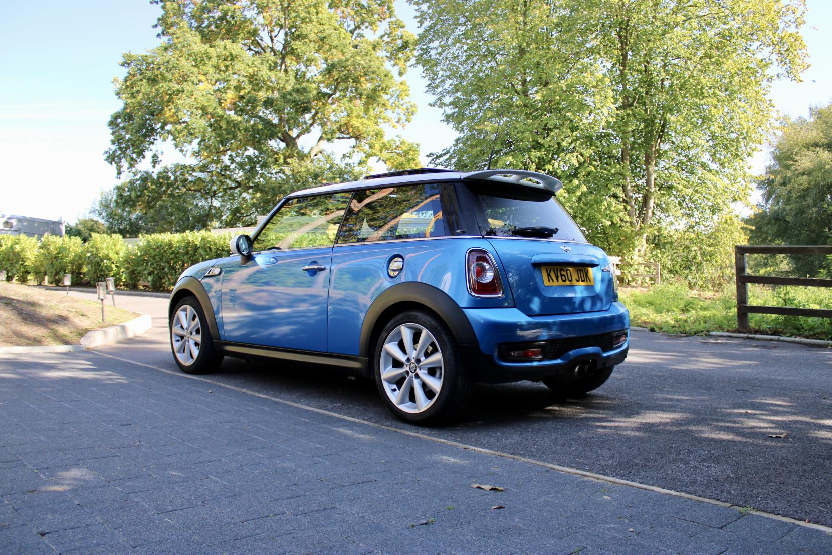 MINI Hatch 1.6 Cooper S Hatchback 3dr Petrol Manual Euro 5 (184 ps)