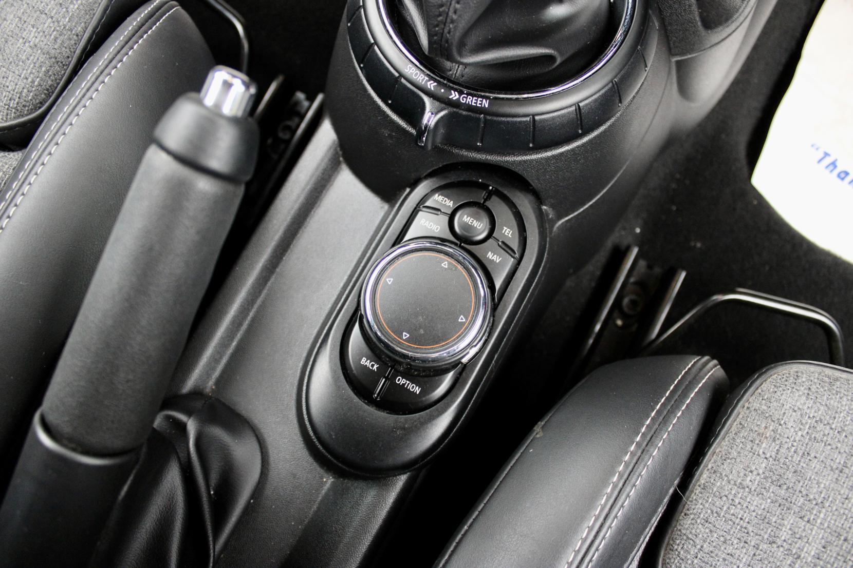 MINI Hatch 1.5 Cooper Hatchback 3dr Petrol Manual Euro 6 (s/s) (136 ps)