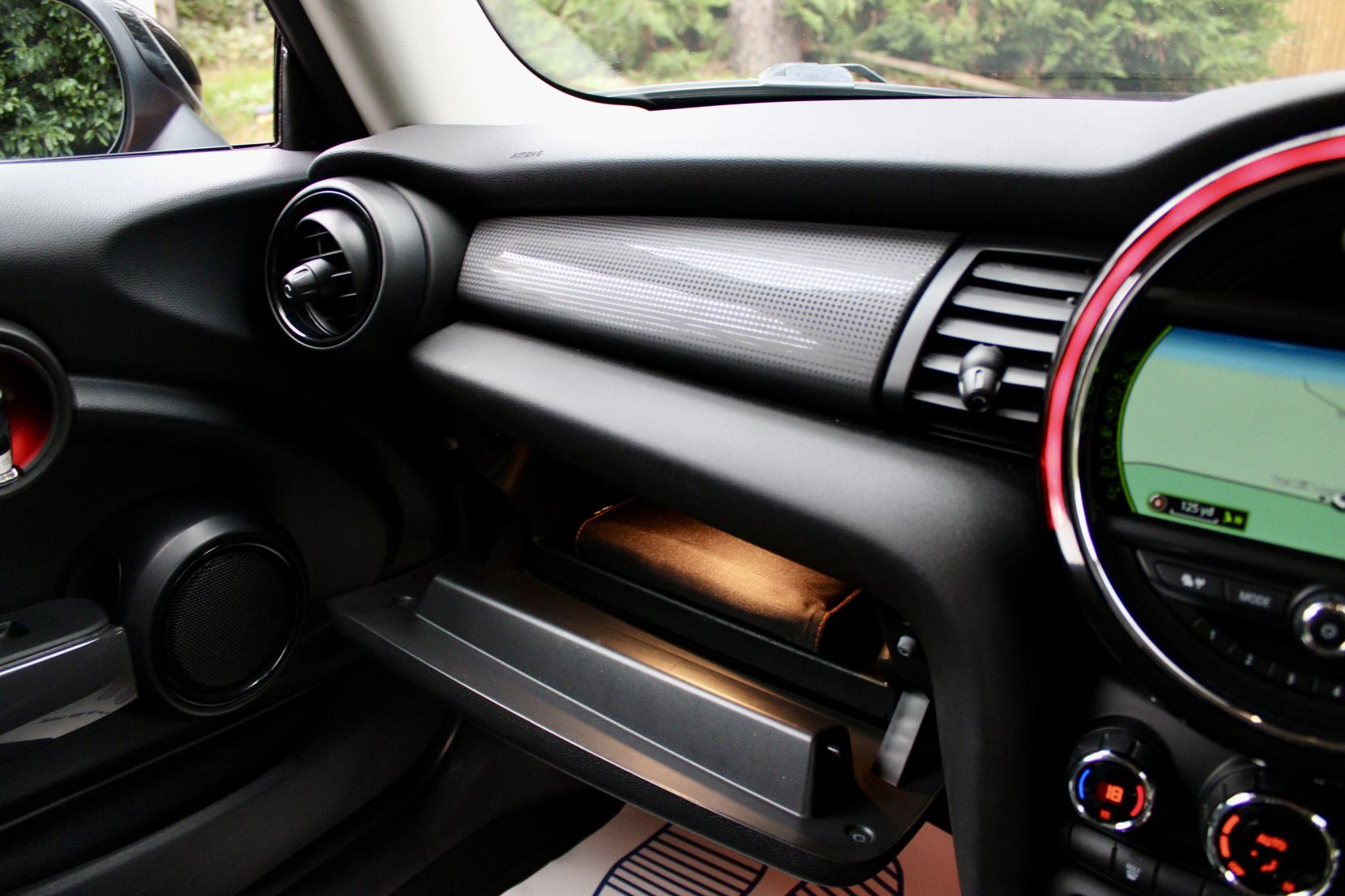 MINI Hatch 1.5 Cooper Hatchback 3dr Petrol Manual Euro 6 (s/s) (136 ps)