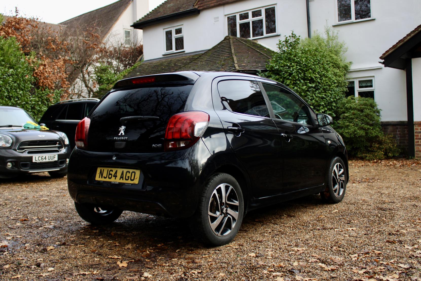 Peugeot 108 1.2 VTi PureTech Allure Hatchback 5dr Petrol Manual Euro 5 (82 ps)