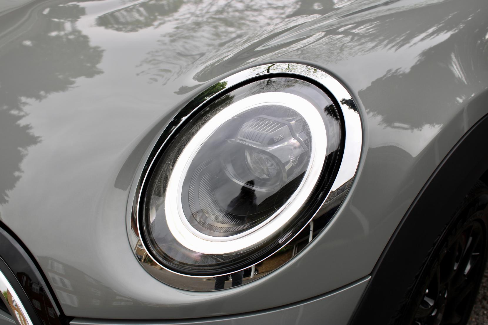 MINI Hatch 1.5 Cooper Classic Hatchback 3dr Petrol Steptronic Euro 6 (s/s) (136 ps)