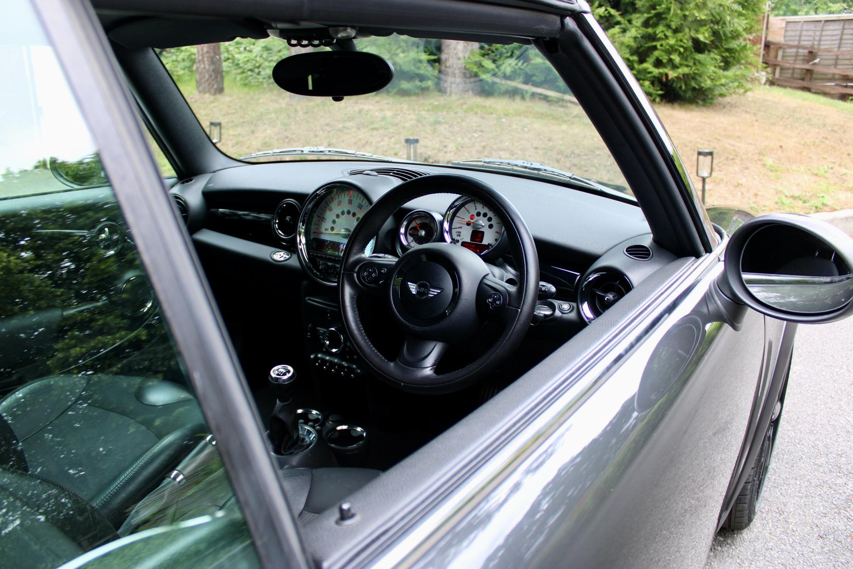MINI Convertible 1.6 Cooper S Convertible 2dr Petrol Manual Euro 5 (s/s) (184 ps)