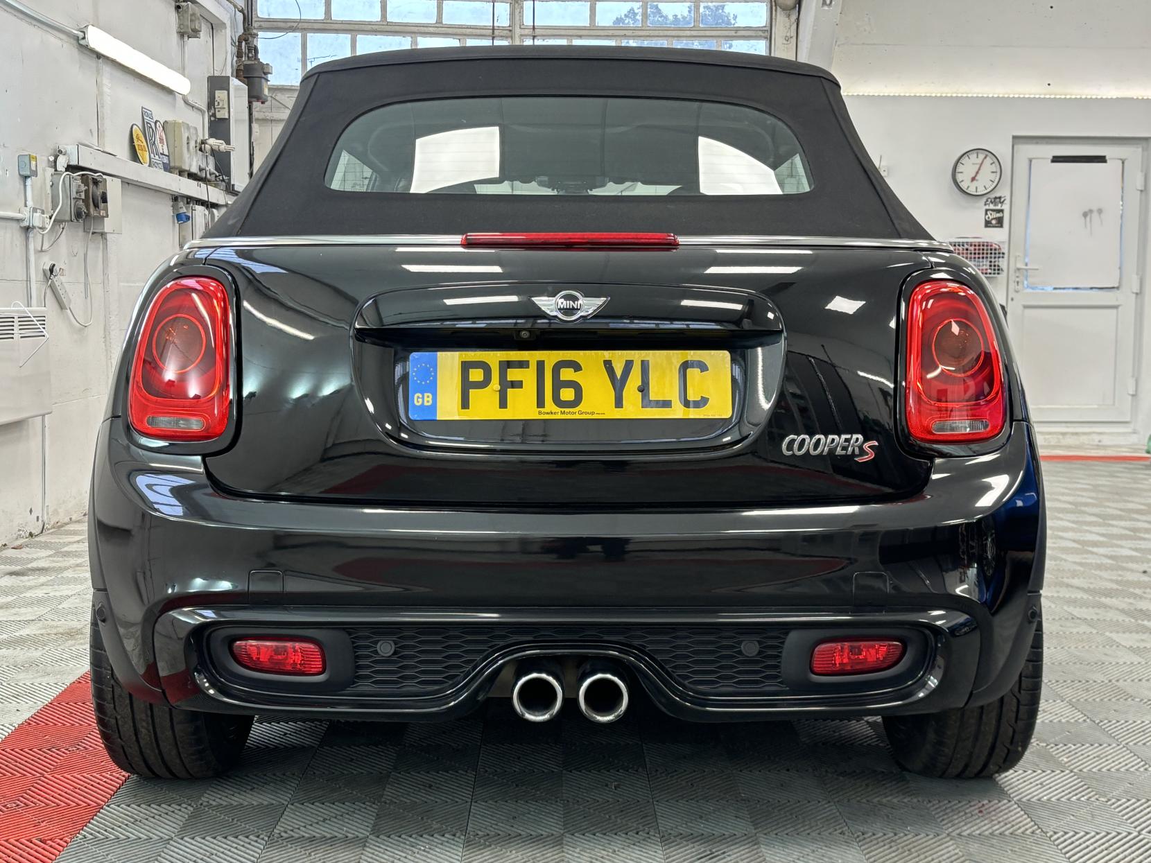 MINI Convertible 2.0 Cooper S Convertible 2dr Petrol Manual Euro 6 (s/s) (192 ps)