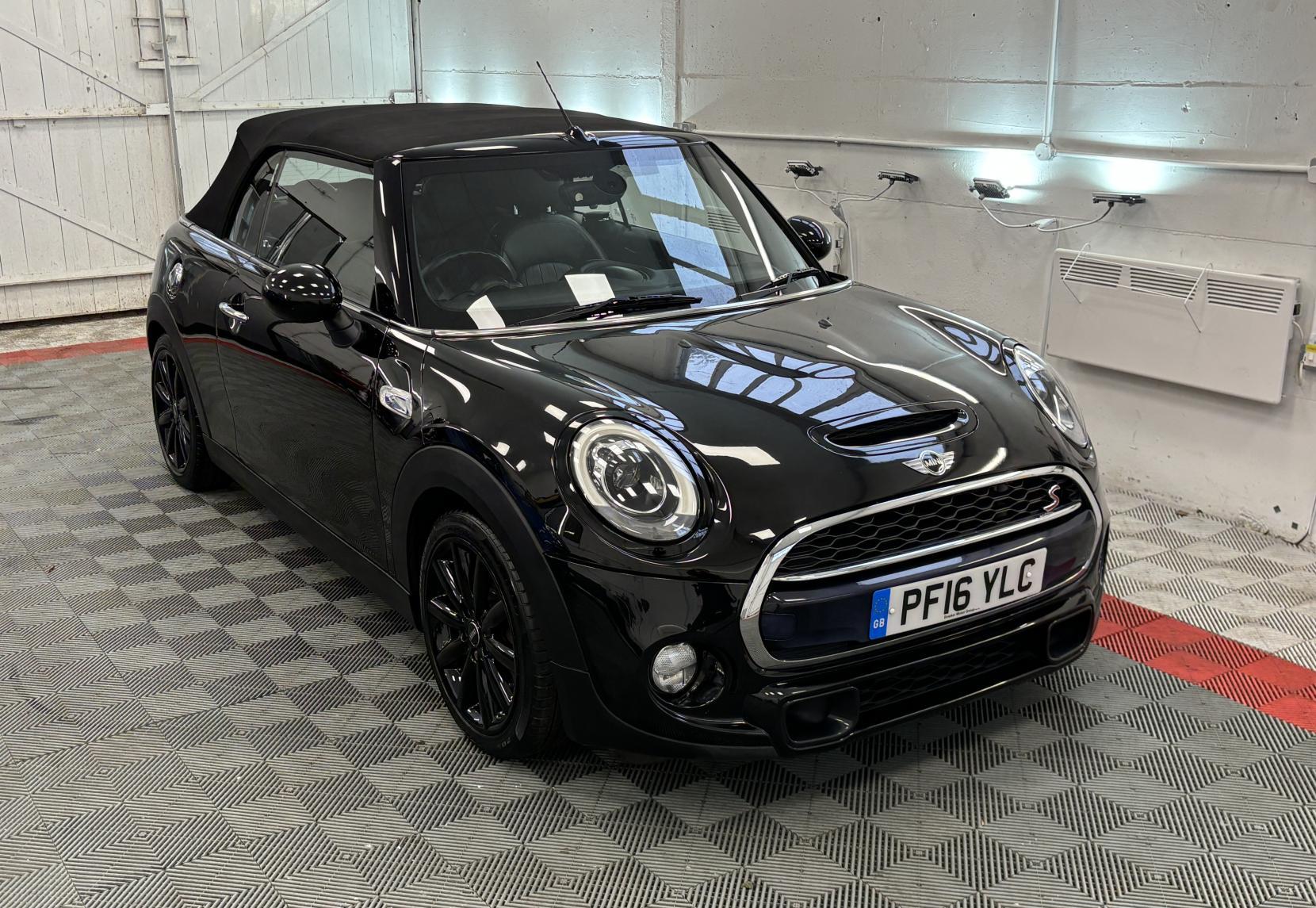 MINI Convertible 2.0 Cooper S Convertible 2dr Petrol Manual Euro 6 (s/s) (192 ps)