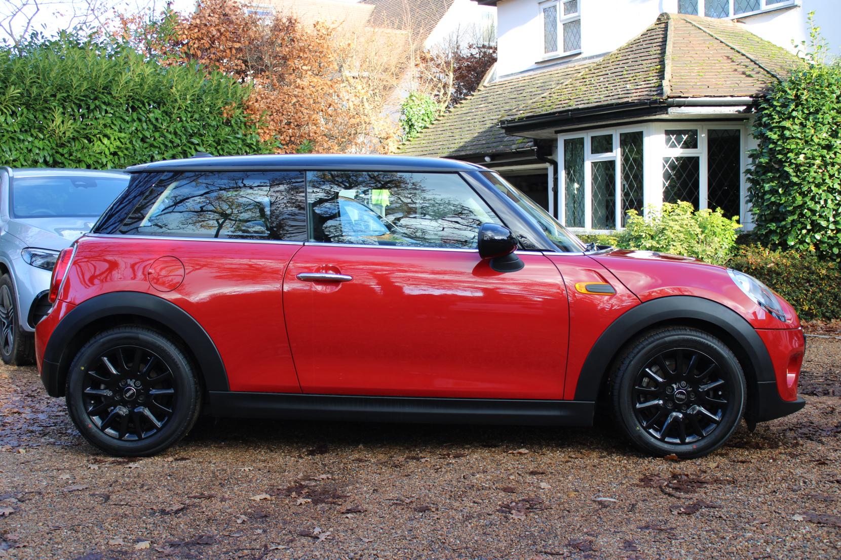 MINI Hatch 1.5 Cooper Hatchback 3dr Petrol Manual Euro 6 (s/s) (136 ps)