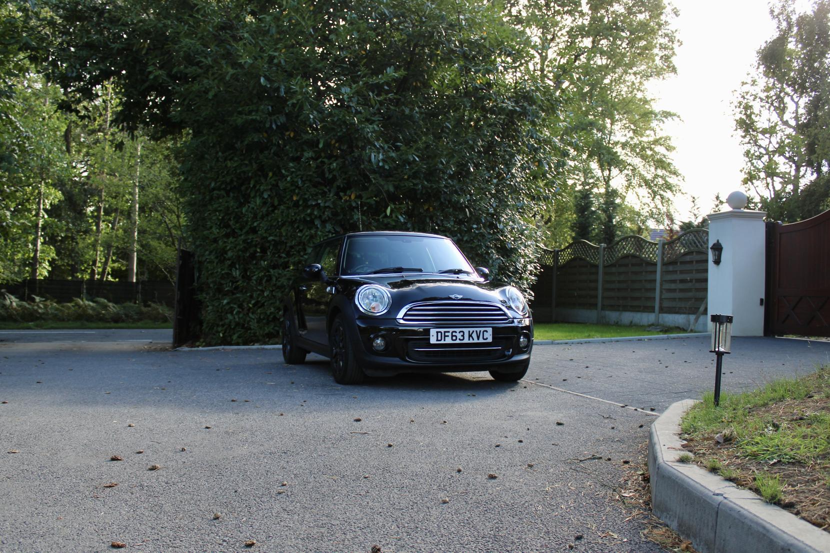 MINI Hatch 1.6 Cooper Baker Street Hatchback 3dr Petrol Manual Euro 6 (s/s) (122 ps)