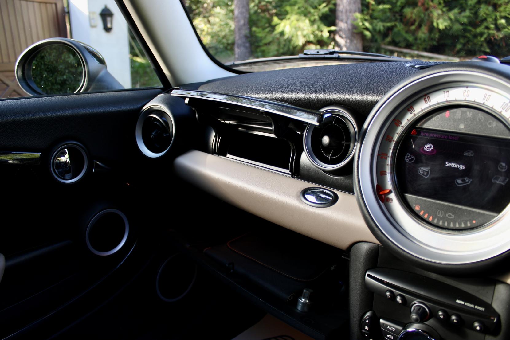 MINI Hatch 1.6 Cooper Baker Street Hatchback 3dr Petrol Manual Euro 6 (s/s) (122 ps)