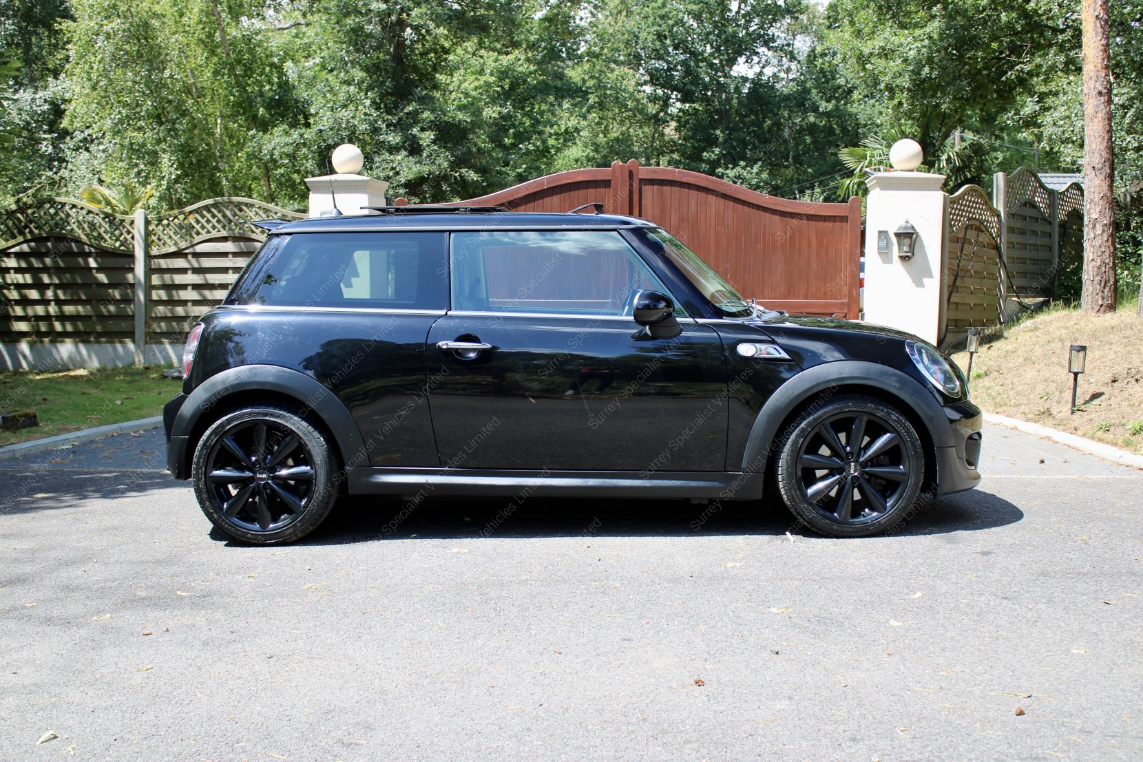 MINI Hatch 1.6 Cooper S Hatchback 3dr Petrol Manual Euro 5 (s/s) (184 ps)