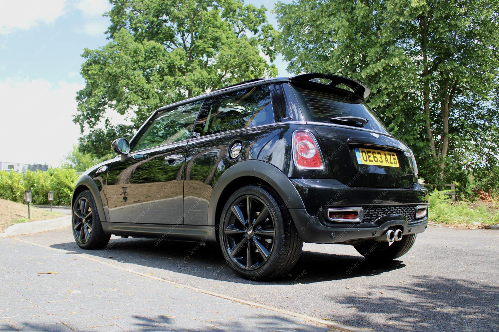 MINI Hatch 1.6 Cooper S Hatchback 3dr Petrol Manual Euro 5 (s/s) (184 ps)