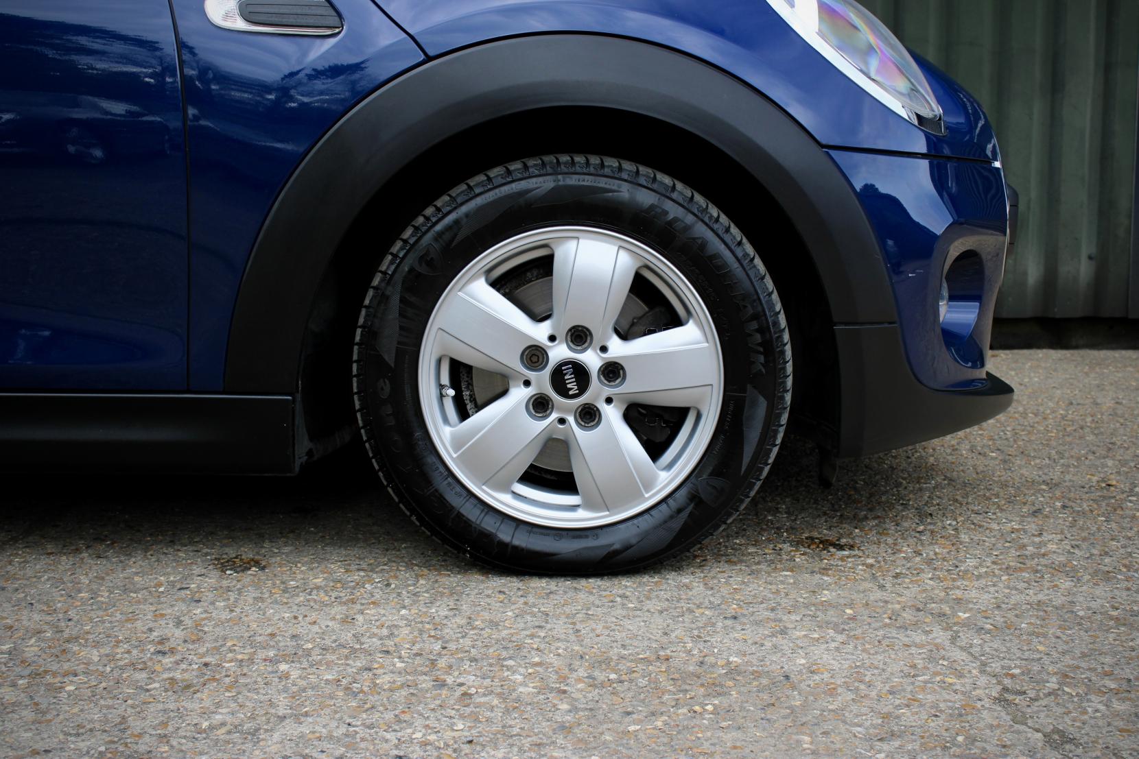 MINI Hatch 1.2 One Hatchback 3dr Petrol Manual Euro 6 (s/s) (102 ps)