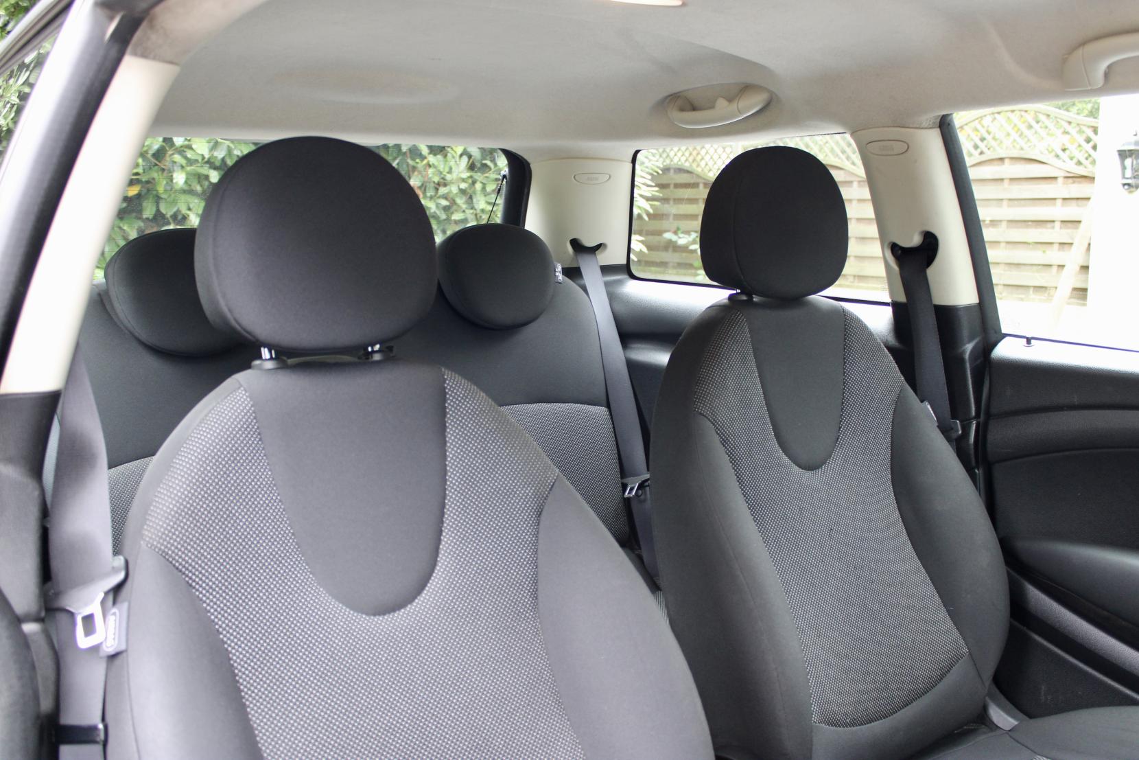 MINI Hatch 1.6 One Hatchback 3dr Petrol Manual Euro 5 (98 ps)