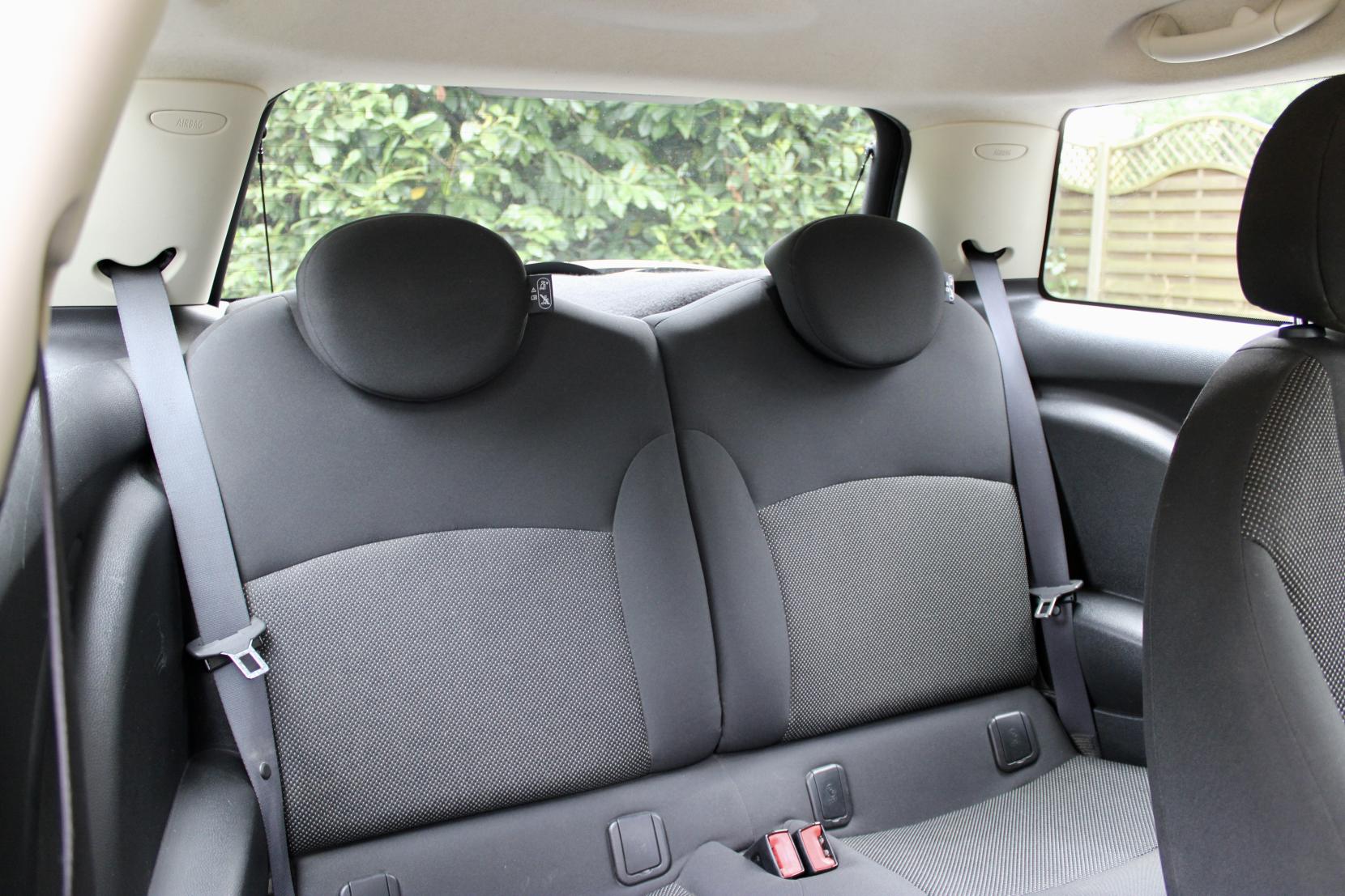 MINI Hatch 1.6 One Hatchback 3dr Petrol Manual Euro 5 (98 ps)