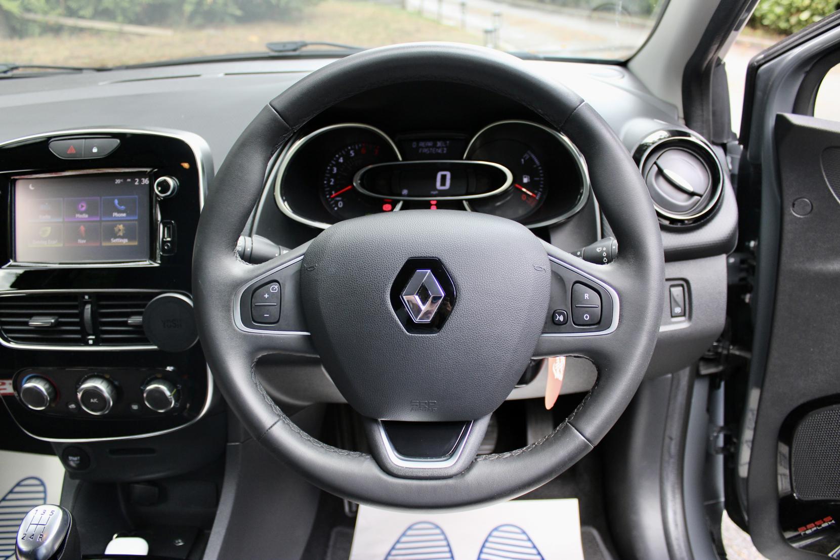 Renault Clio 0.9 TCe Urban Nav Hatchback 5dr Petrol Manual Euro 6 (s/s) (90 ps)