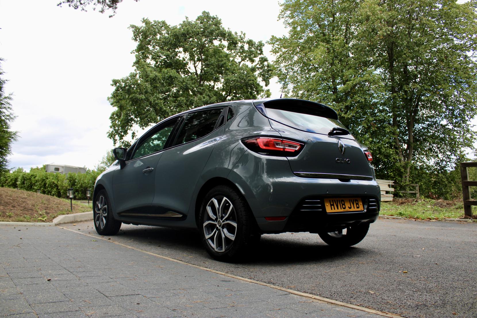 Renault Clio 0.9 TCe Urban Nav Hatchback 5dr Petrol Manual Euro 6 (s/s) (90 ps)