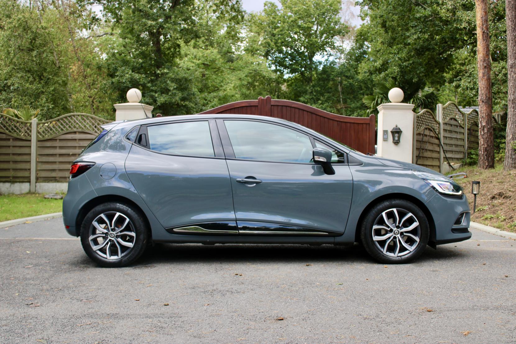 Renault Clio 0.9 TCe Urban Nav Hatchback 5dr Petrol Manual Euro 6 (s/s) (90 ps)