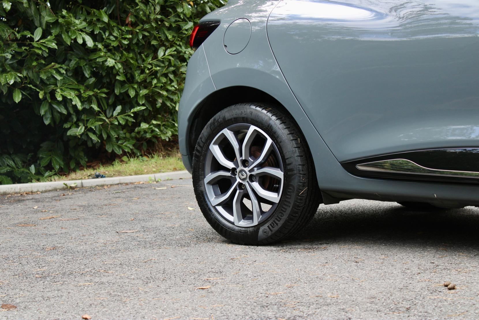Renault Clio 0.9 TCe Urban Nav Hatchback 5dr Petrol Manual Euro 6 (s/s) (90 ps)
