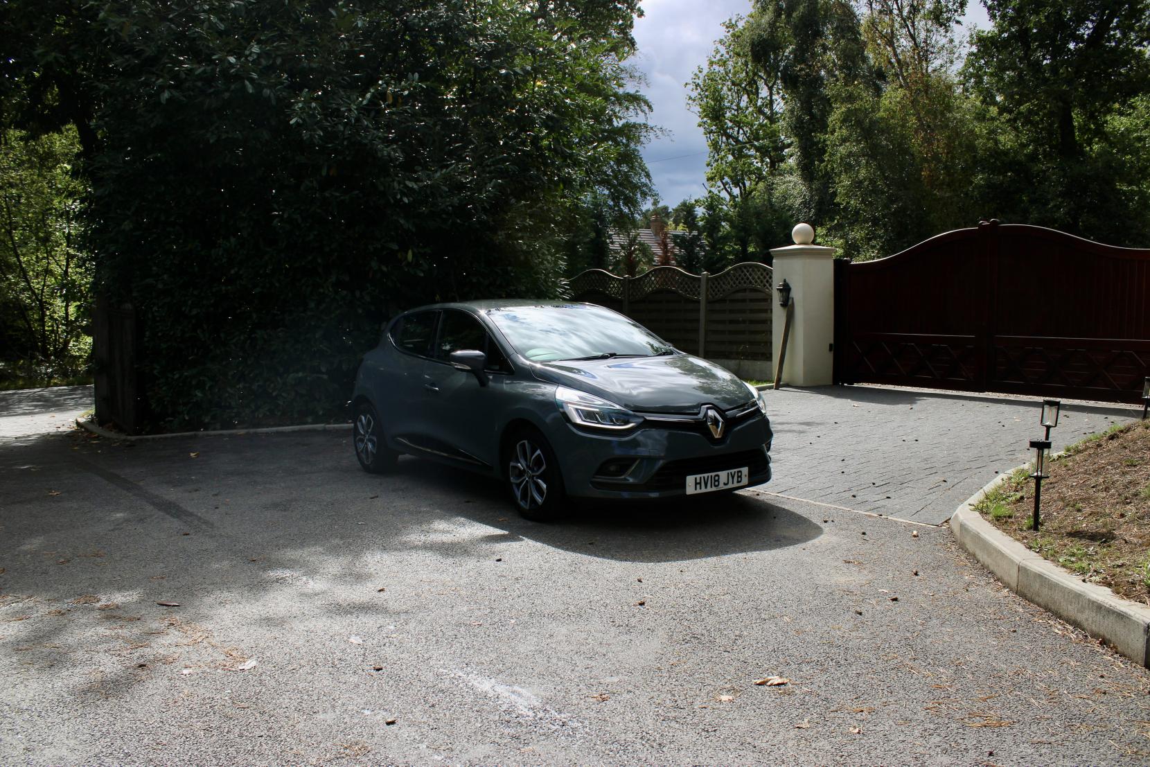 Renault Clio 0.9 TCe Urban Nav Hatchback 5dr Petrol Manual Euro 6 (s/s) (90 ps)