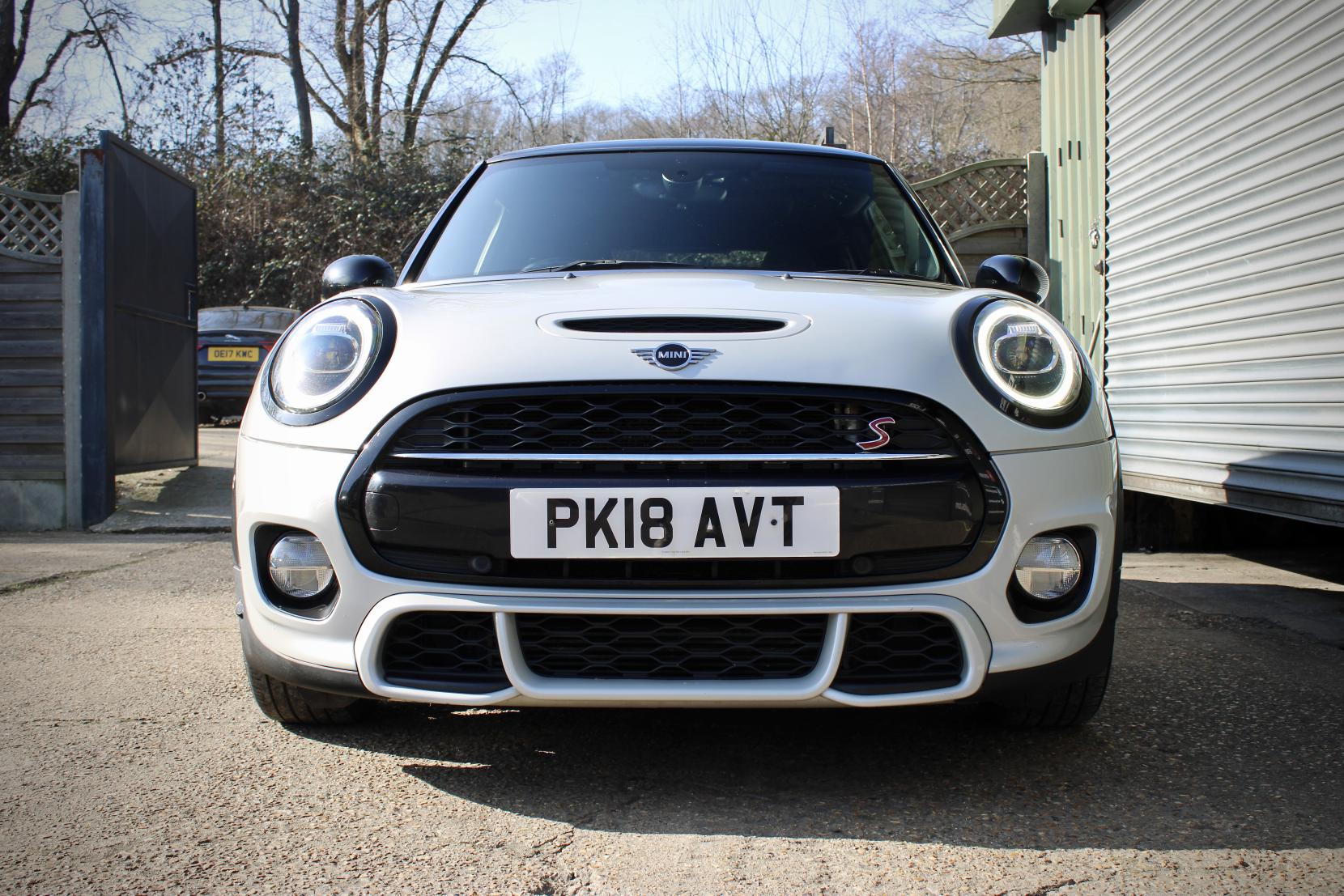 MINI Hatch 2.0 Cooper S Hatchback 3dr Petrol Steptronic Euro 6 (s/s) (192 ps)