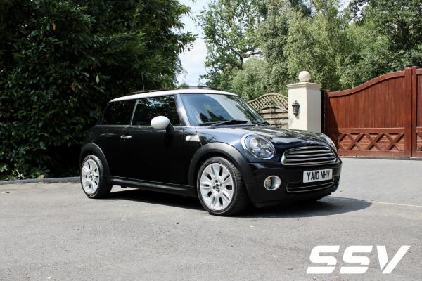 MINI Hatch 1.6 Cooper Camden Hatchback 3dr Petrol Steptronic Euro 5 (122 ps)
