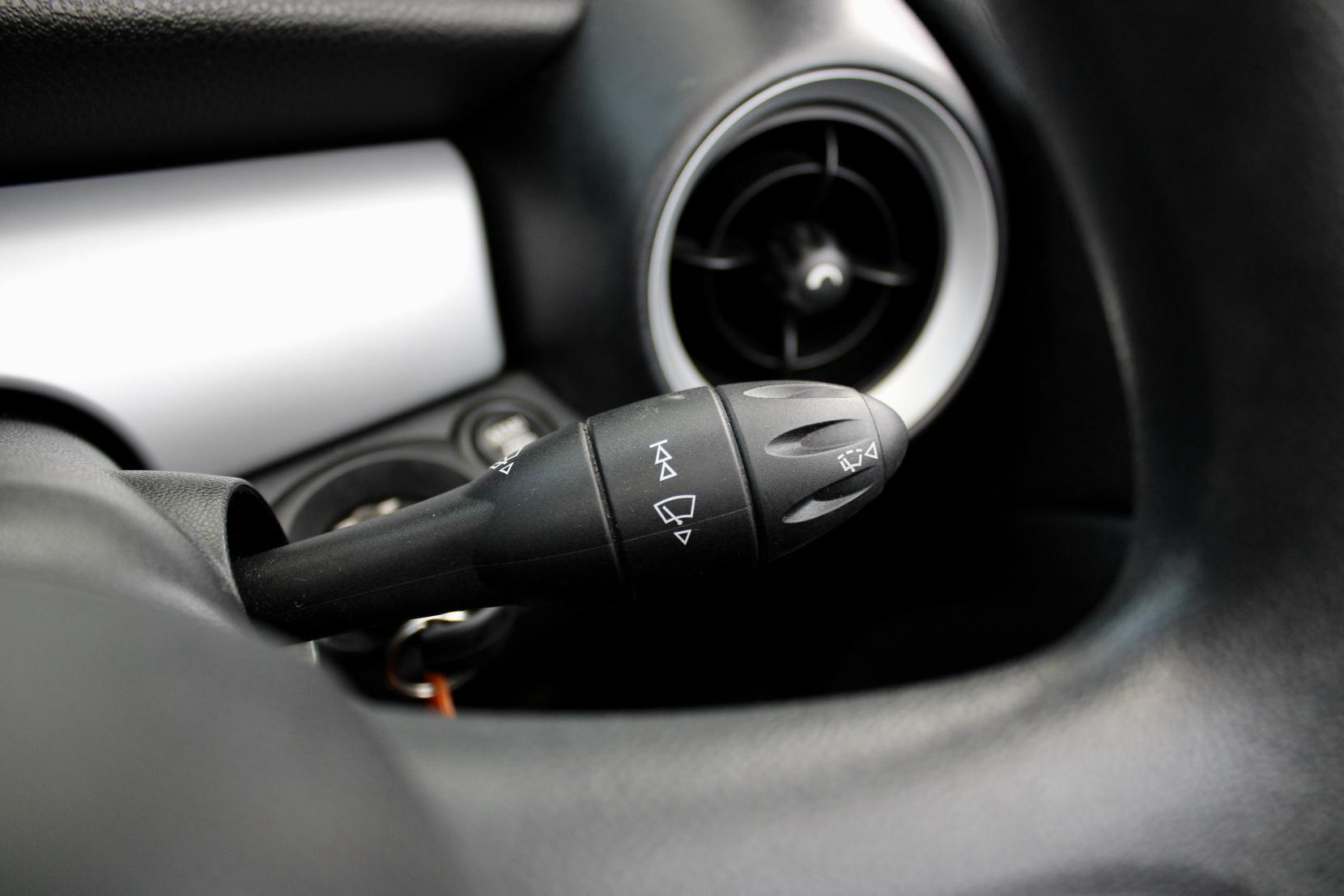 MINI Convertible 1.6 Cooper Convertible 2dr Petrol Manual Euro 4 (115 ps)