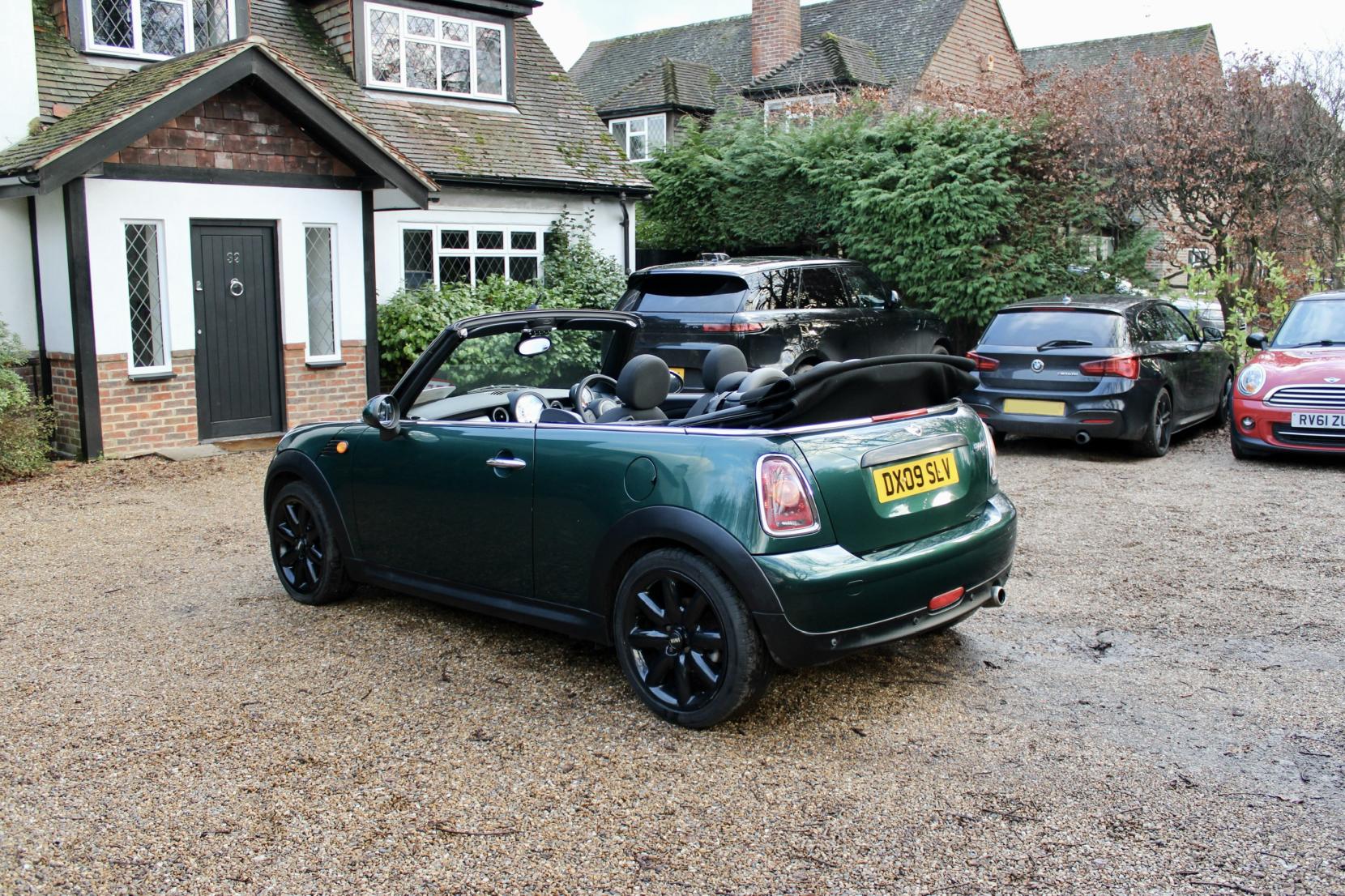 MINI Convertible 1.6 Cooper Convertible 2dr Petrol Manual Euro 4 (115 ps)