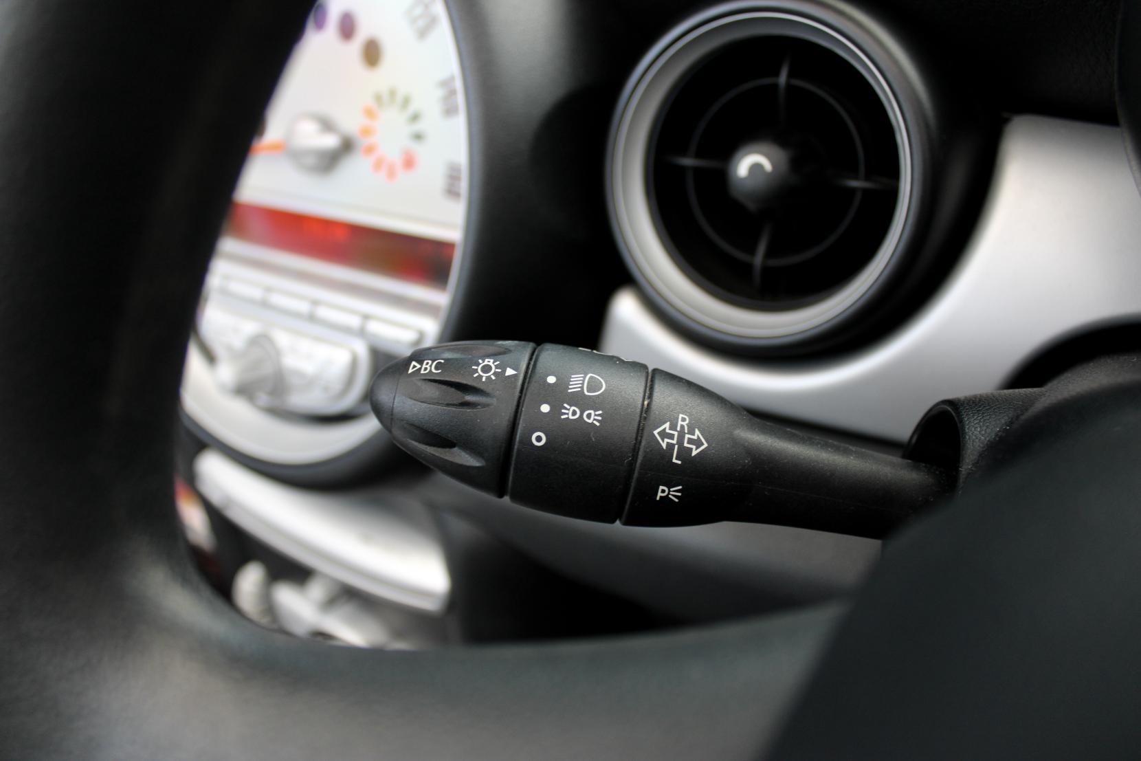 MINI Convertible 1.6 Cooper Convertible 2dr Petrol Manual Euro 4 (115 ps)