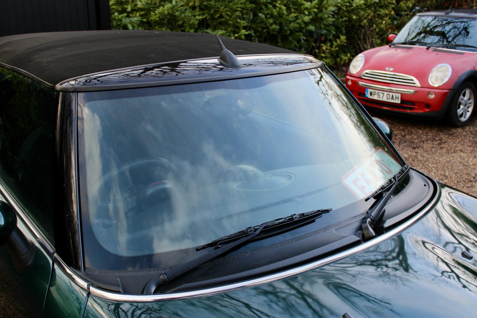 MINI Convertible 1.6 Cooper Convertible 2dr Petrol Manual Euro 4 (115 ps)