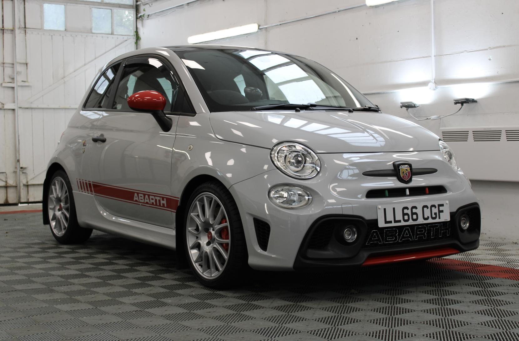 Abarth 595 1.4 T-Jet Competizione Hatchback 3dr Petrol Auto Euro 6 (180 bhp)