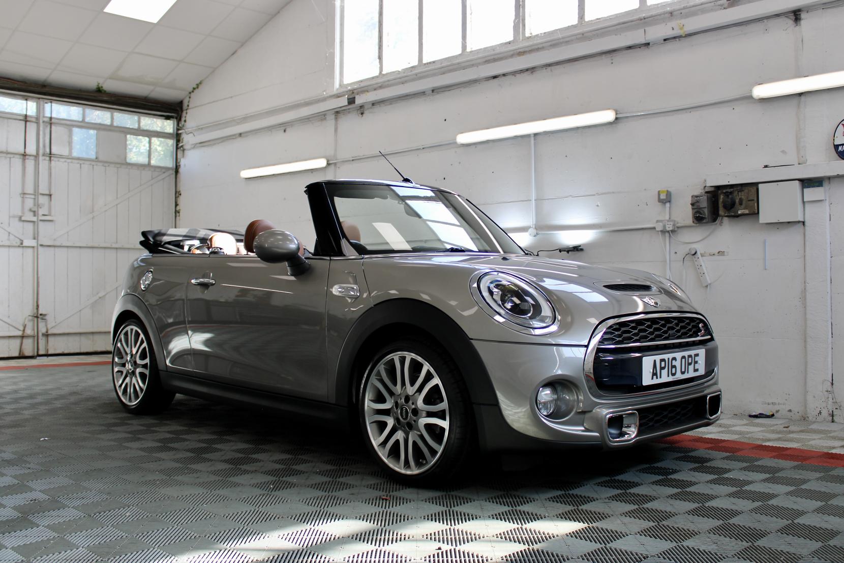 MINI Convertible 2.0 Cooper S Convertible 2dr Petrol Manual Euro 6 (s/s) (192 ps)