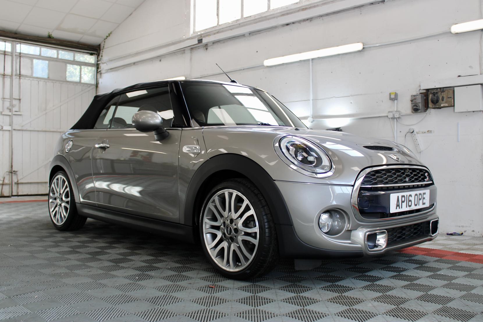 MINI Convertible 2.0 Cooper S Convertible 2dr Petrol Manual Euro 6 (s/s) (192 ps)