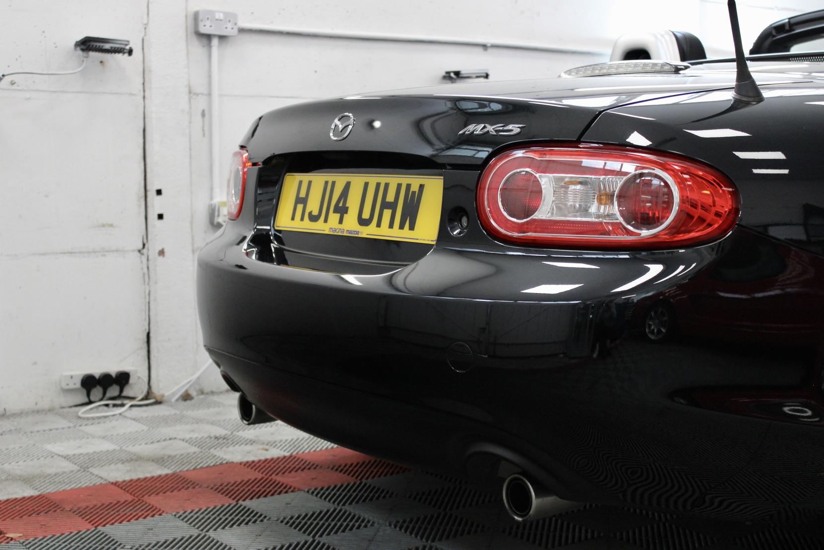 Mazda MX-5 2.0i Sport Tech Roadster 2dr Petrol Manual Euro 5 (160 ps)