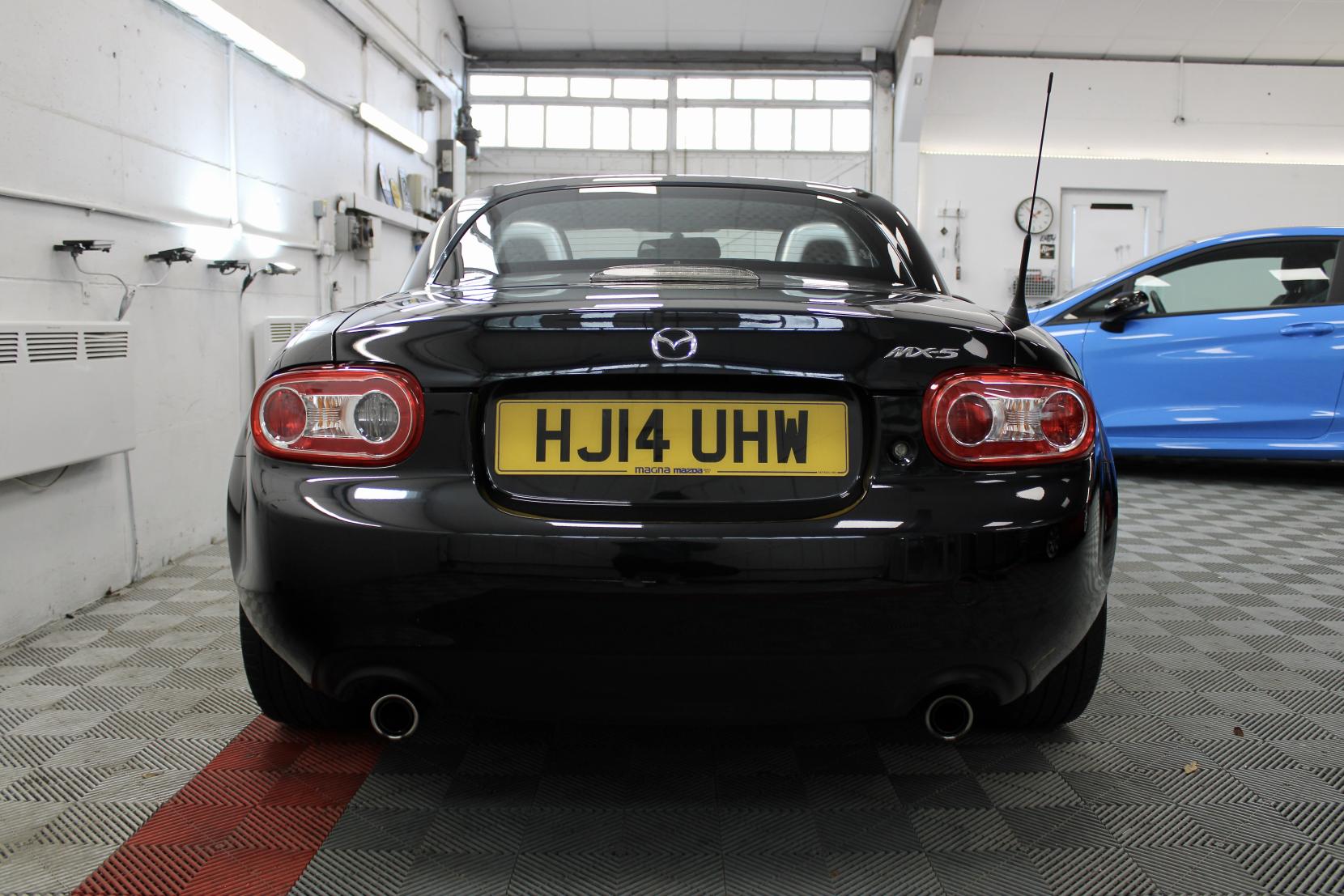 Mazda MX-5 2.0i Sport Tech Roadster 2dr Petrol Manual Euro 5 (160 ps)