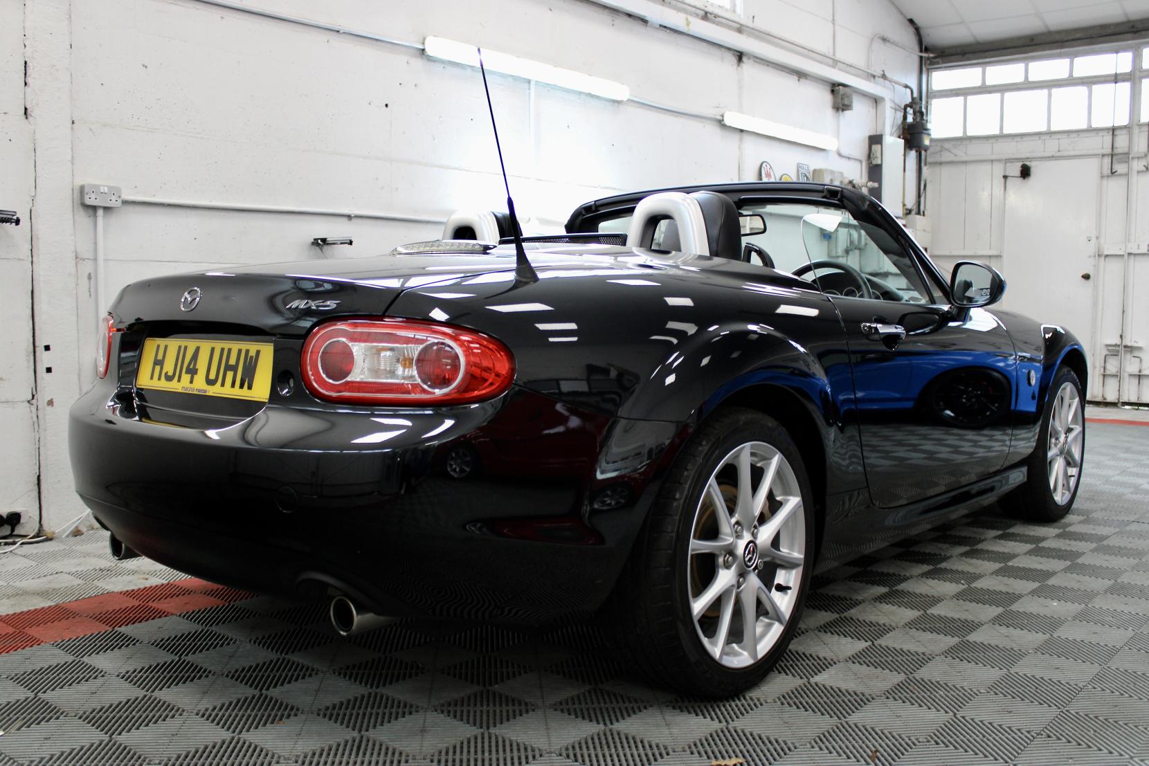 Mazda MX-5 2.0i Sport Tech Roadster 2dr Petrol Manual Euro 5 (160 ps)