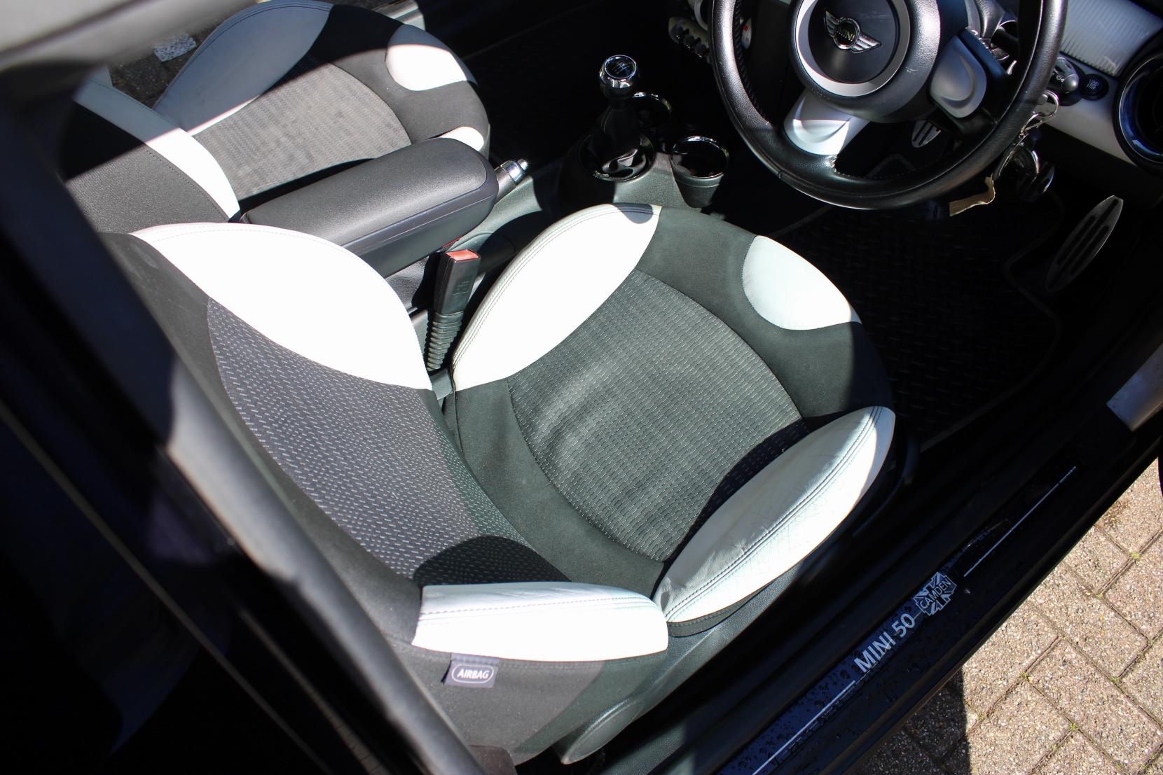 MINI Hatch 1.6 Cooper S Camden Hatchback 3dr Petrol Manual Euro 5 (175 ps)